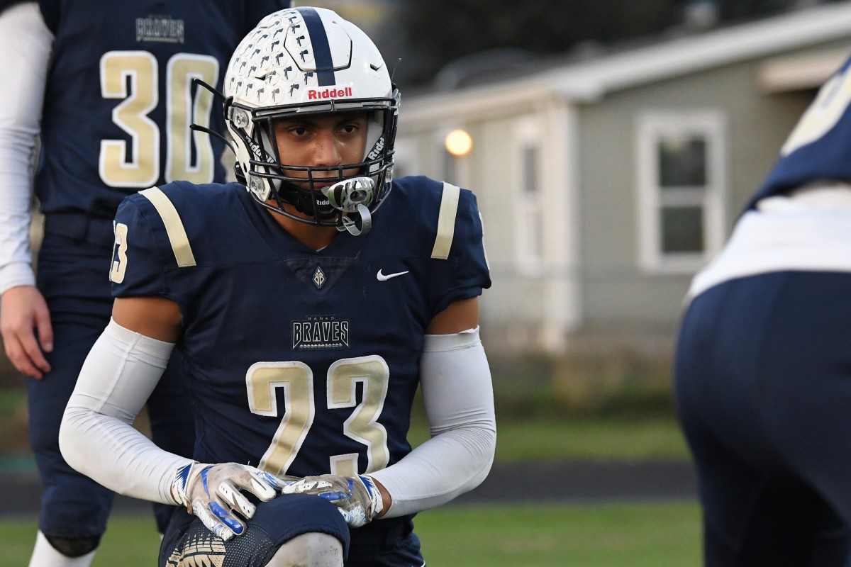 Banks football Daevon Vereen Leon Neuschwander
